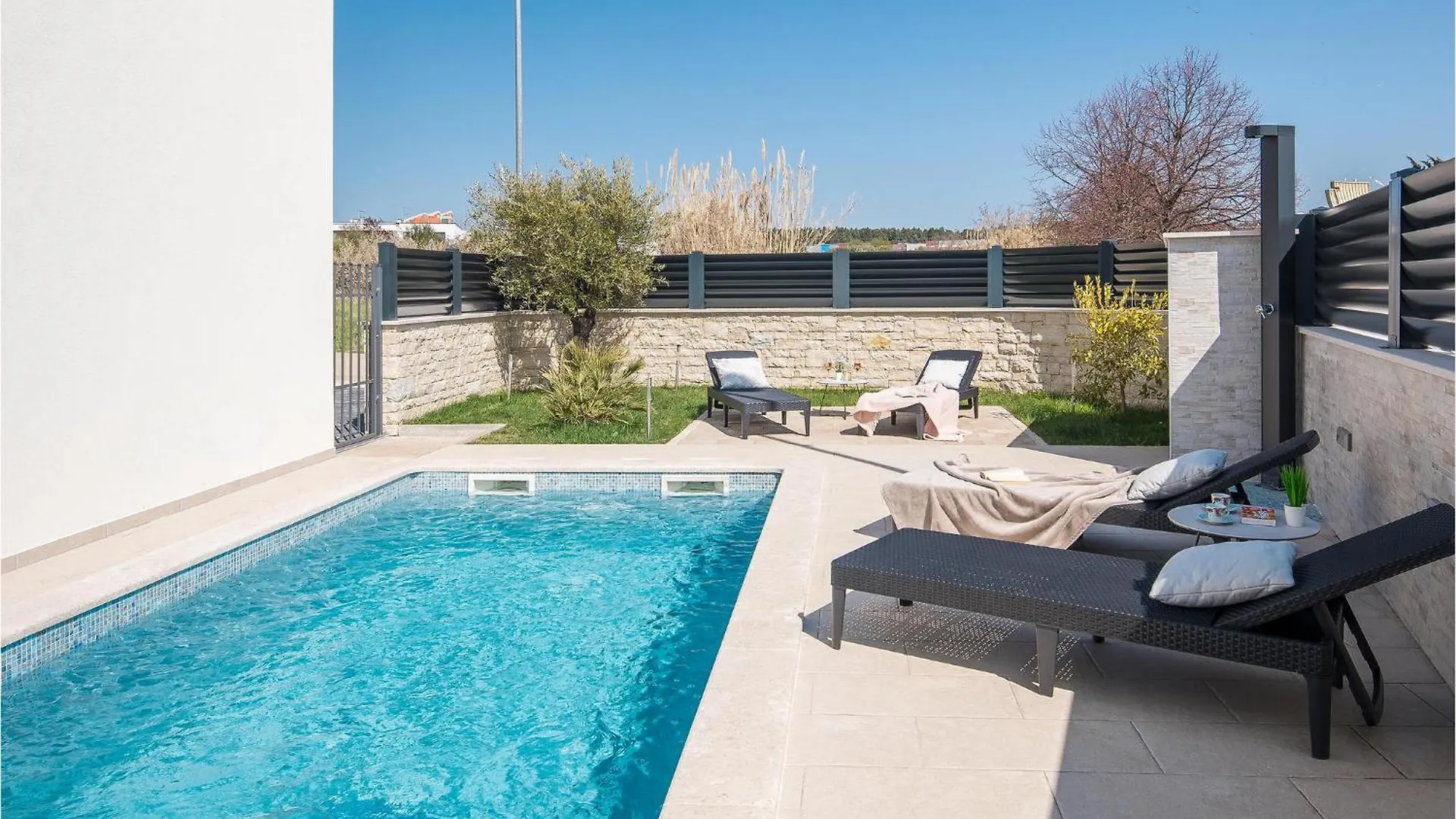 Stunning Home In Novigrad With Wifi Хорватия