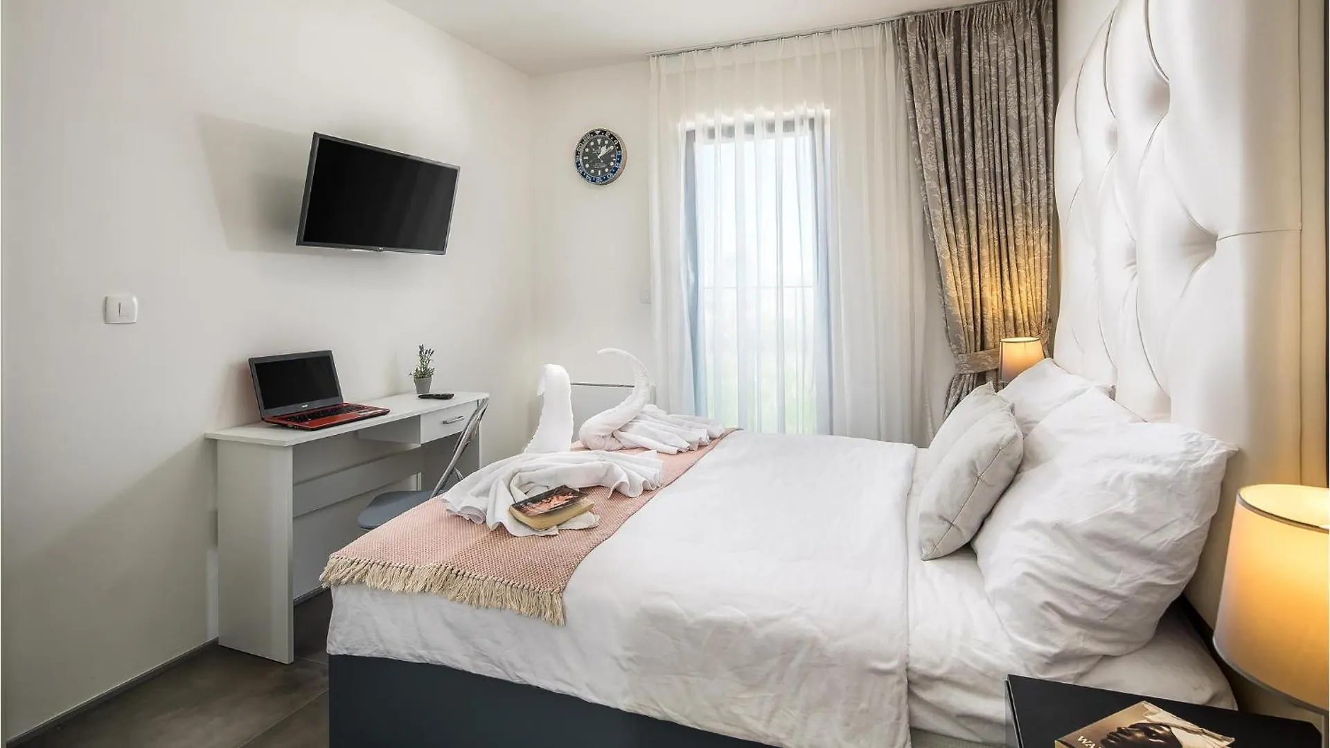 Stunning Home In Novigrad With Wifi 0*, Новиград