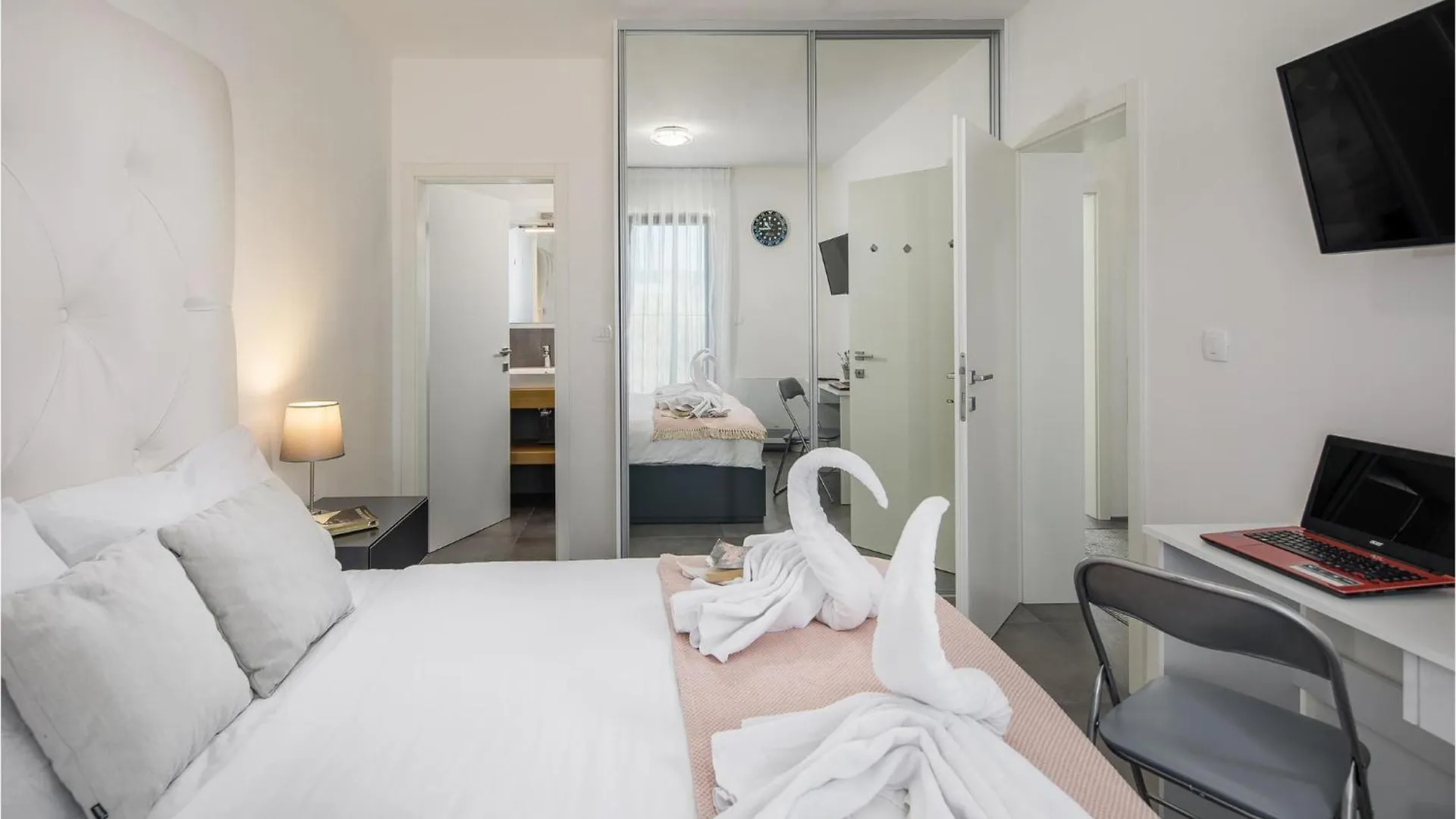 Stunning Home In Novigrad With Wifi Dom wakacyjny